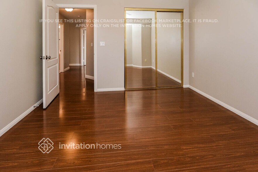 Building Photo - 3985 Roohani Ct