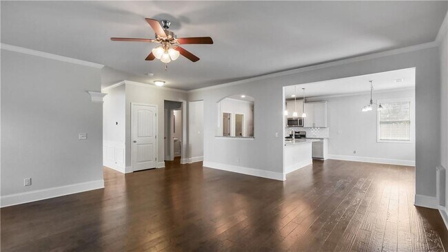 Building Photo - 3975 Frasier Dr