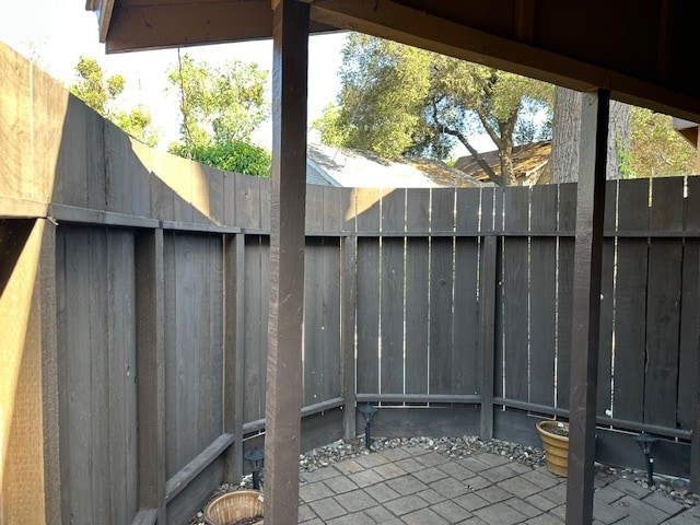 Building Photo - 115-112 Poplar Ave