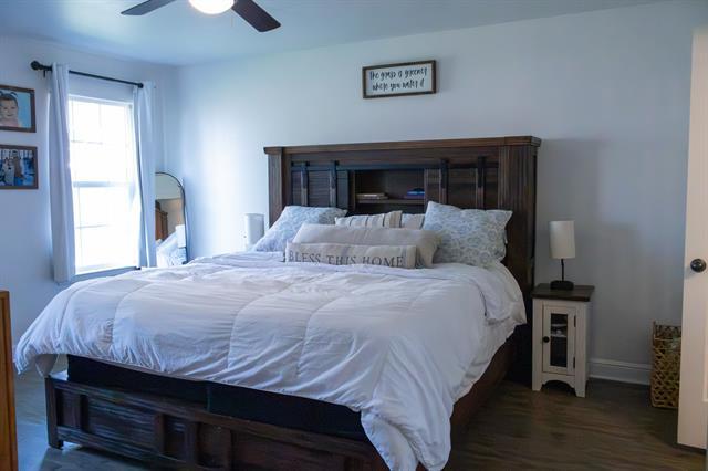 Building Photo - 2304 Eton Pl