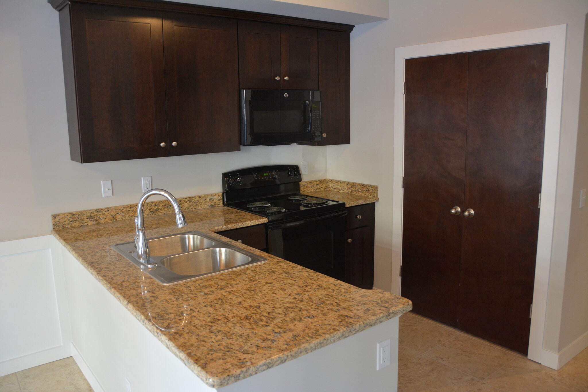 Building Photo - 6254 Windemere Ln