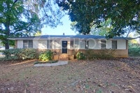 Building Photo - 1703 Morninghill Dr