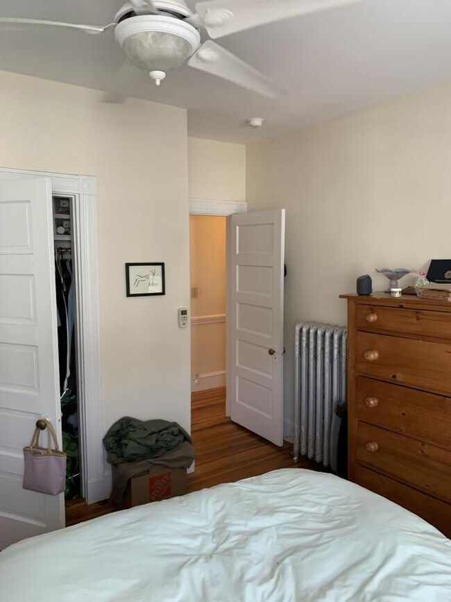 Building Photo - 4.0 bedroom in Somerville Massachusetts 02143
