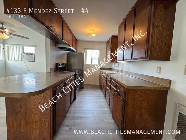 Building Photo - 4133 E Mendez St