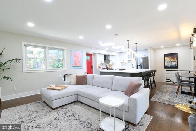 Building Photo - 4316 Brookside Dr