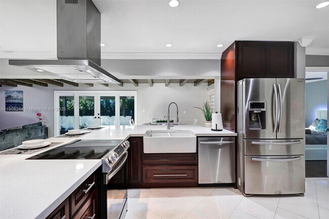 Building Photo - 1804 SW 102nd Ct