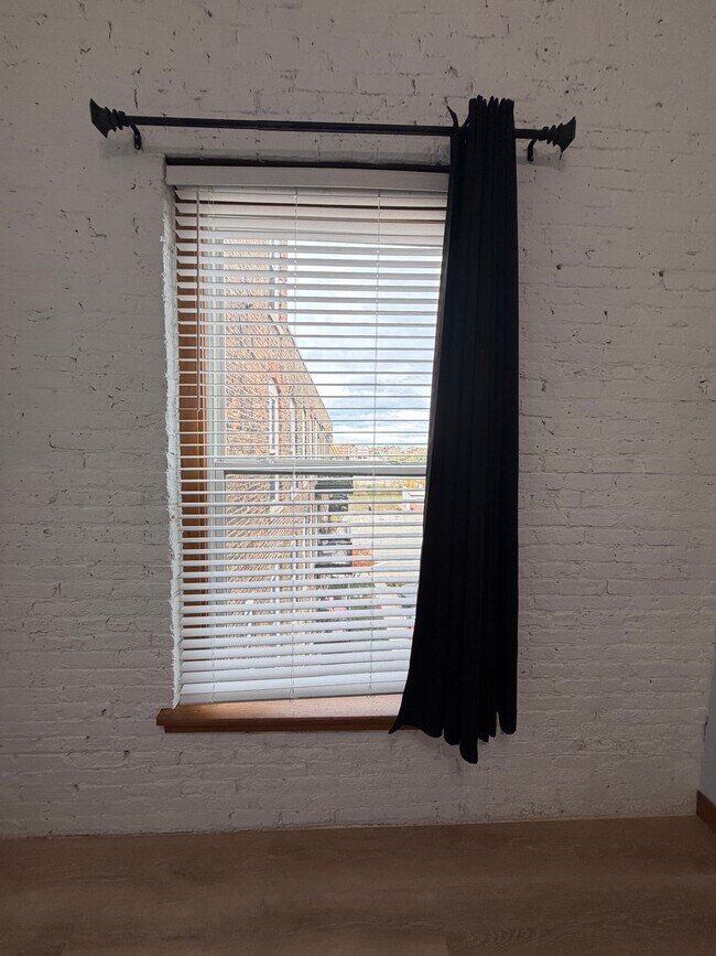 Building Photo - 720 S Marquette St