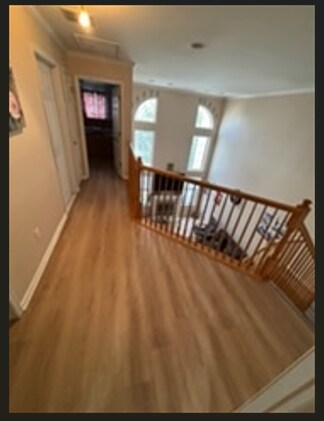 Building Photo - 11 Windsong Cir