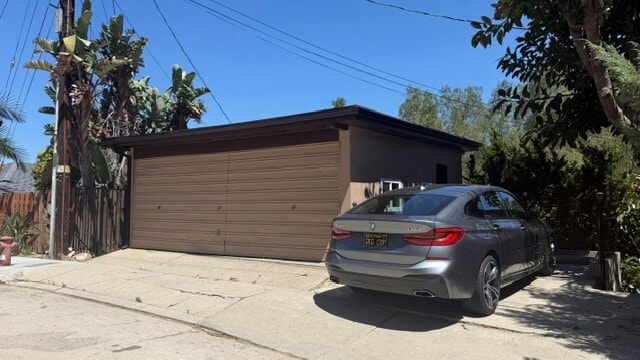 Additional parking spot - 2204 Fair Oak View Ter