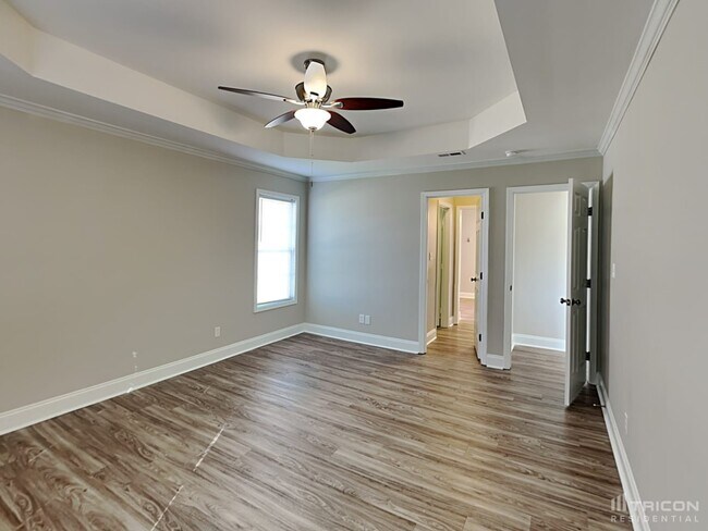 Building Photo - 254 Lagoda Dr