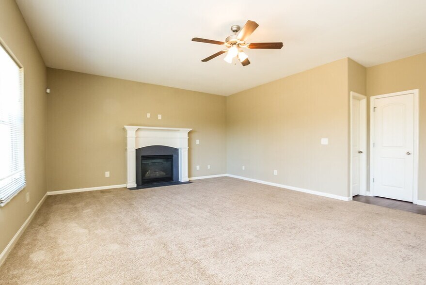 Building Photo - 1088 Sandy Bank Ct NE