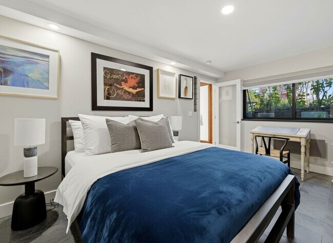 Building Photo - Luxury Furnished Rental in the Heart of Denver - Custom finishes meets undeniable style!