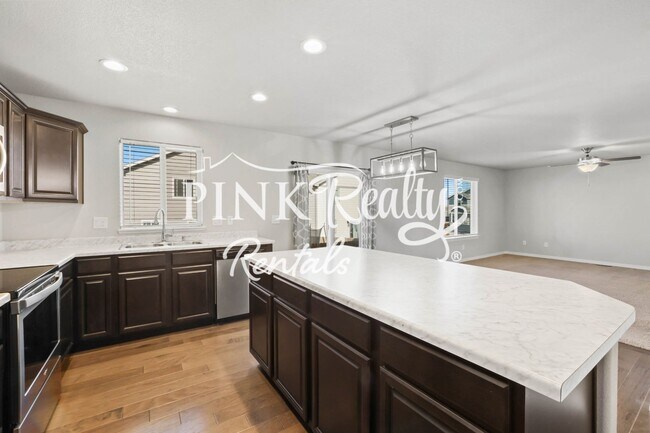 Building Photo - 10970 Rowley Dr