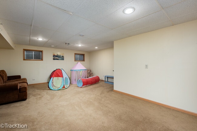 Building Photo - 3081 Barnstable Ct