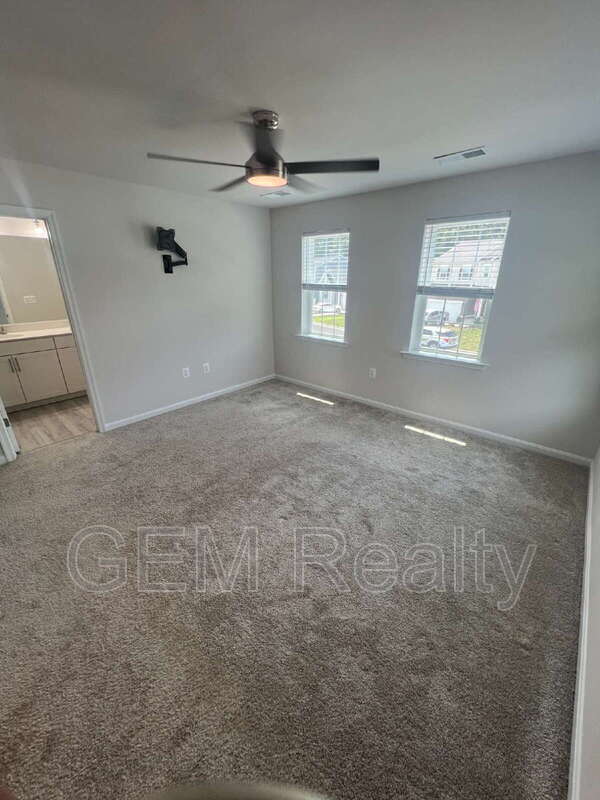 Building Photo - 6259 Bobcat Ln