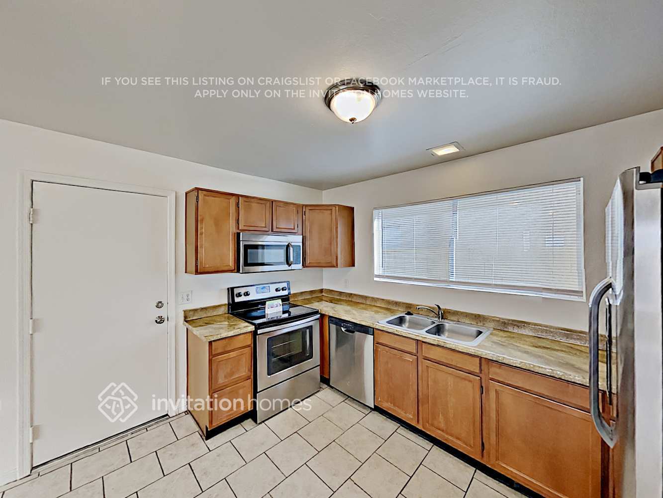 Building Photo - 4231 E Caballero Cir