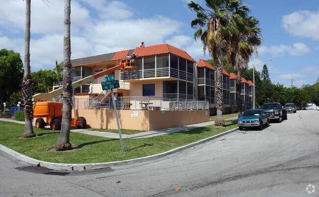 3880 NE 6th Avenue - Mare Azur Design District