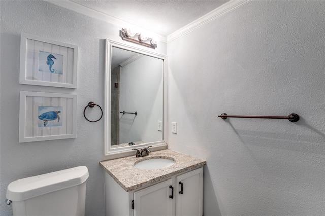 Building Photo - 4202 Phoenix Dr