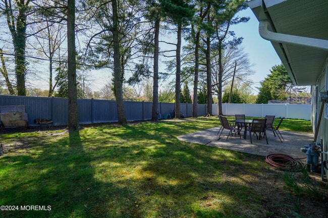Building Photo - 20 Ivy Hill Dr