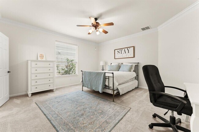 Building Photo - 2600 Lost Mine Tr