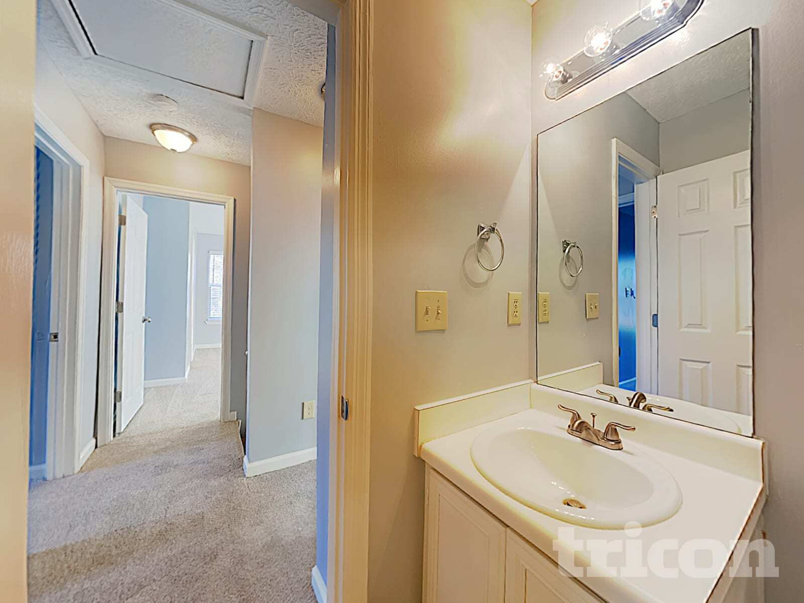 Building Photo - 7068 Grinder Ct