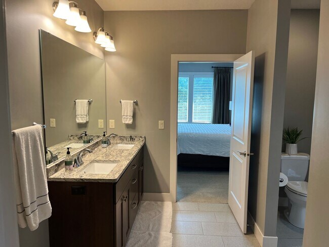 Building Photo - Rochester's Finest Guest Home