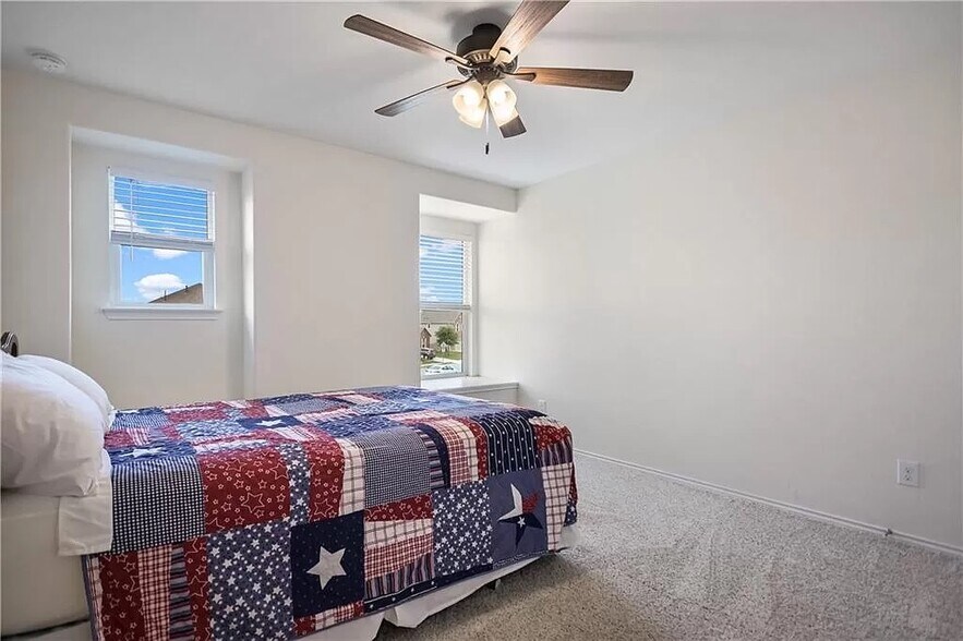 Building Photo - 7925 Arezzo Dr