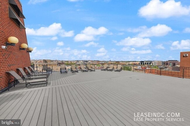 Building Photo - 1245 13th St NW