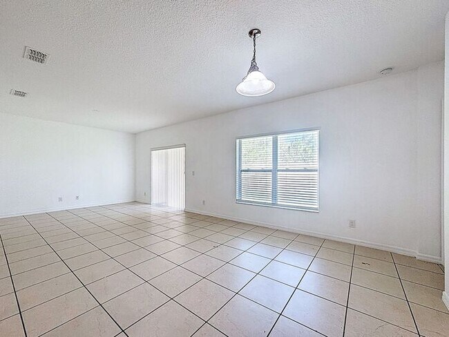 Building Photo - Aldea Reserve-662 Vitoria Rd Davenport FL 33837