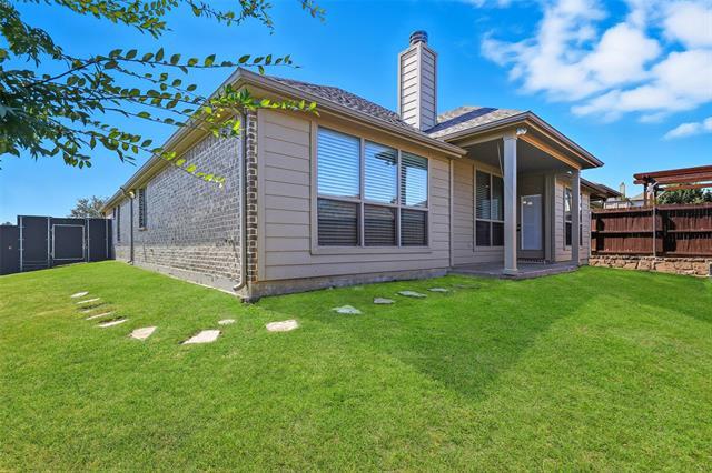 Building Photo - 3049 Waterfall Dr