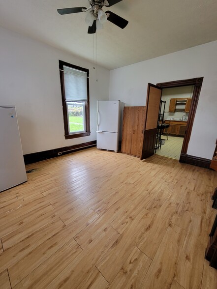 dining room - 540 Beechurst Ave