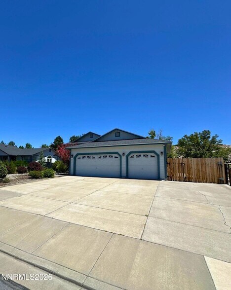 Building Photo - 3470 Socrates Dr