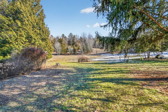 Building Photo - 12 Taghkanic Churchtown Rd