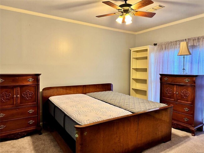 Building Photo - 2630 Aimee Dr