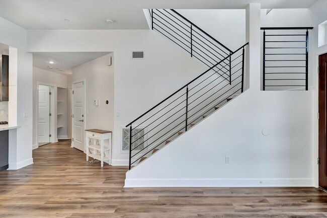 Building Photo - 3533 Tuller Ave