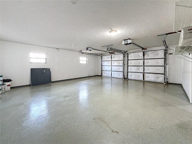 Building Photo - 6350 92nd Pl N