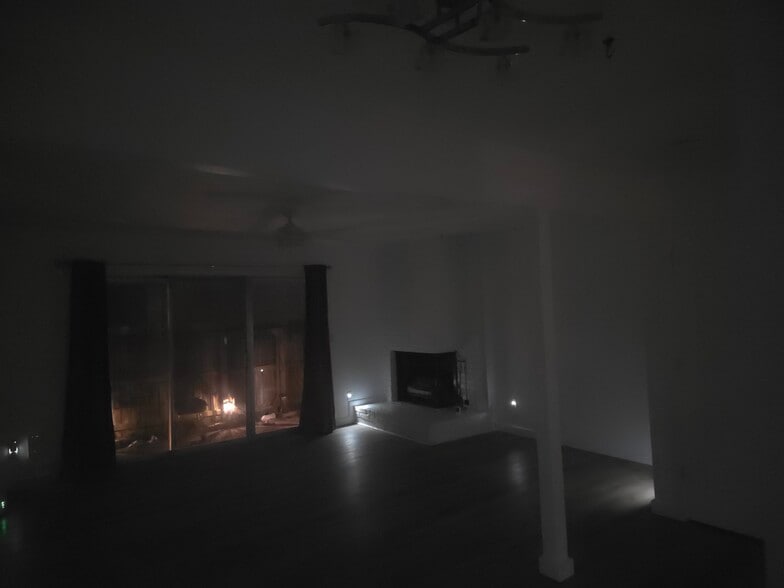 Building Photo - 11260 College Ave