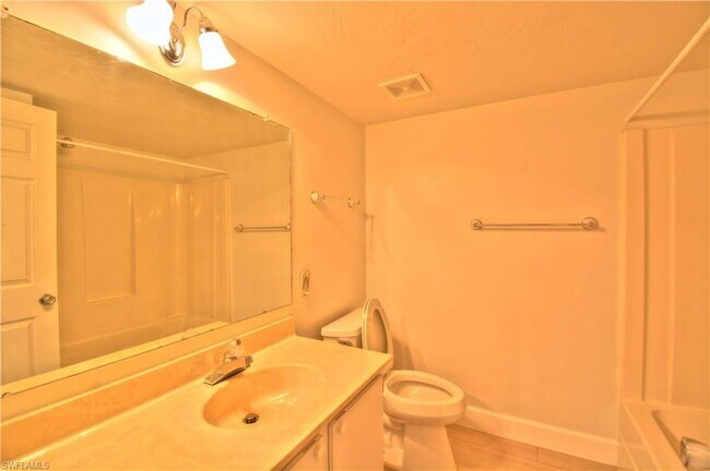 Building Photo - 2330 Naples Trace Cir