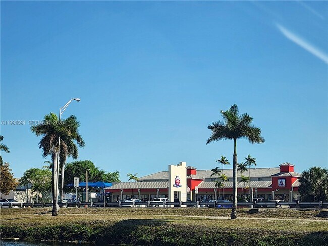 Building Photo - 8360 NW 103rd St