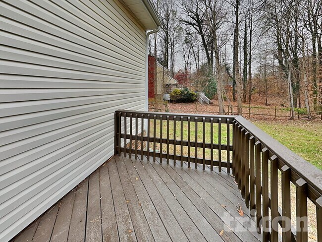 Building Photo - 6000 Whitewater Dr