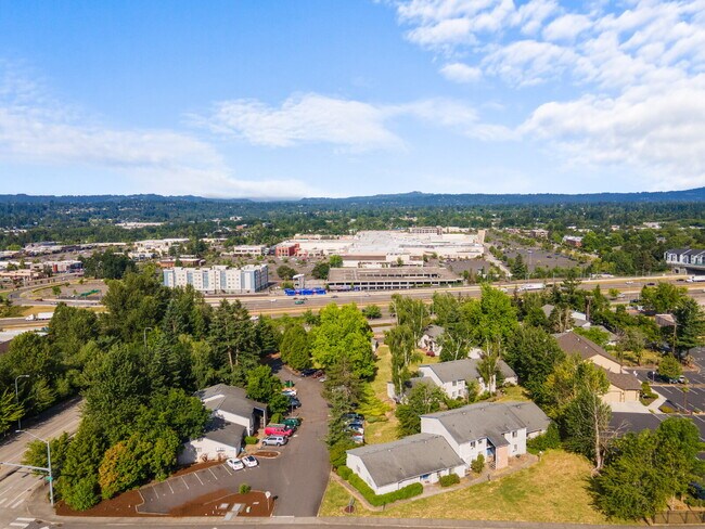 Building Photo - "Charming 2-Bed in Happy Valley – 873 Sq Ft"