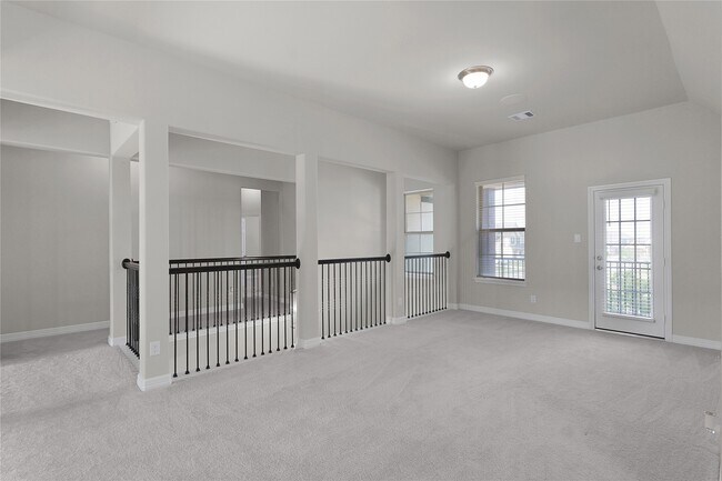 Building Photo - 6026 Lake Bridge Ln