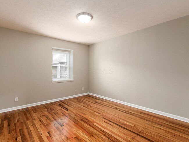 Building Photo - 1766 Willoway Cir S