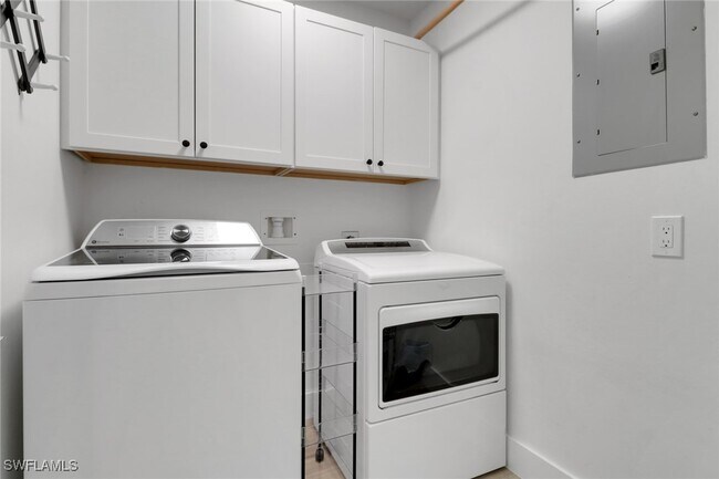 Building Photo - 26974 Montego Pointe Ct