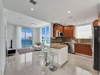 Building Photo - 1945 S Ocean Dr