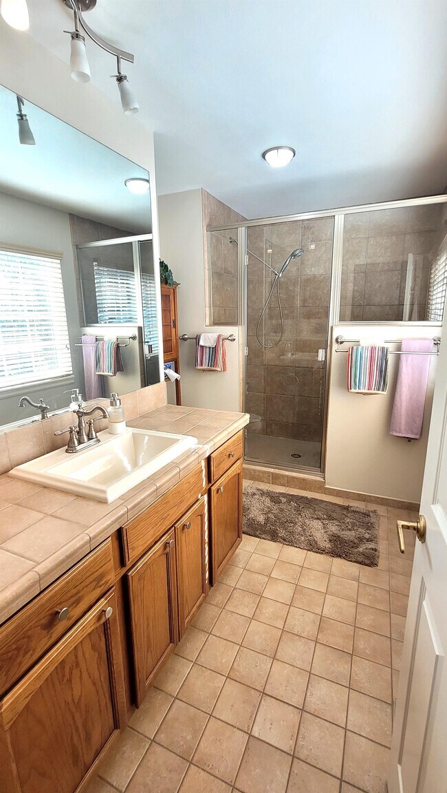 Building Photo - 294 Cobblestone Dr