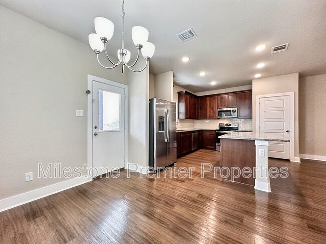 Building Photo - 3908 Ashton Dr