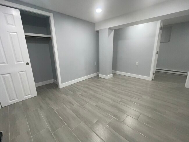 Building Photo - 153 Ripley Pl