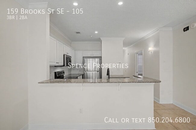 Building Photo - 159 Brooks St SE