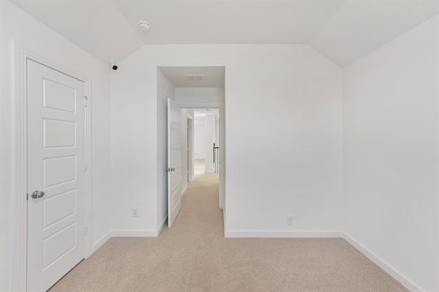 Building Photo - 2009 Daniel Dr